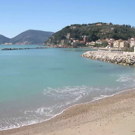 Maison De Mauri Apartman San Terenzo