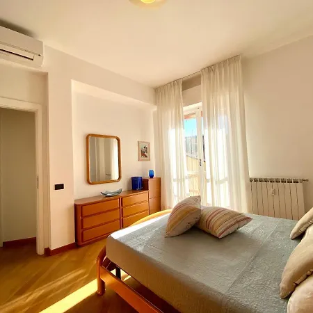Maison De Mauri San Terenzo